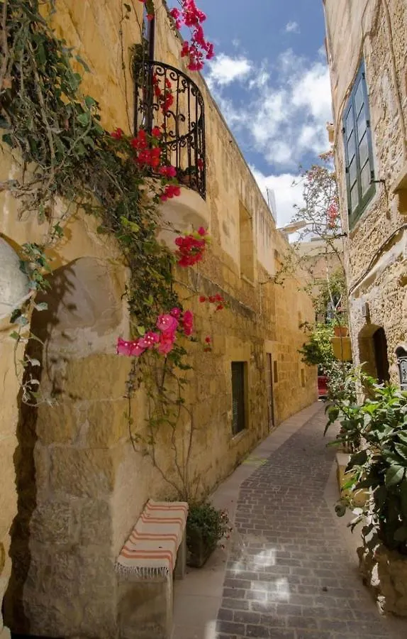 Mon-Chery San Gwann Bed & Breakfast